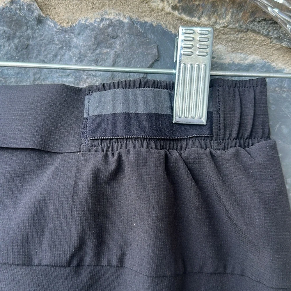 Lululemon Athletica Reflective Surge Short 6